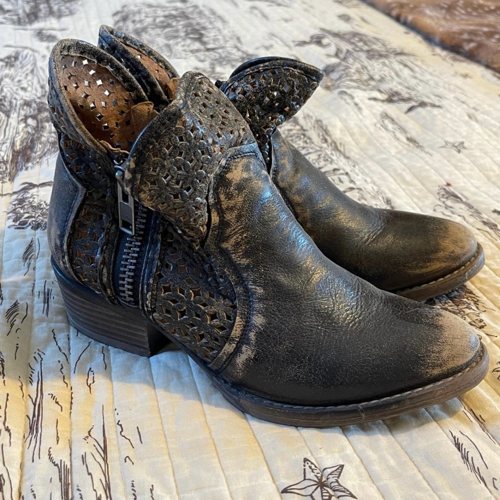 Circle G Corral Booties